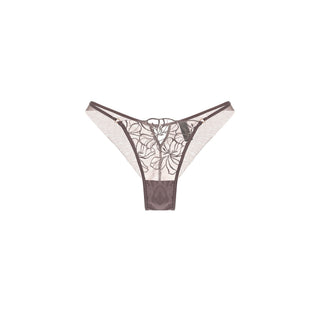 Black shark fin-shaped objects on a white background with 'Extreme Online Store' text.